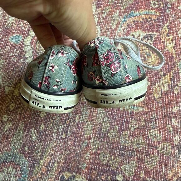 Converse Floral Rosette Grey Canvas Kids Shoes size 3 - Picture 3 of 8